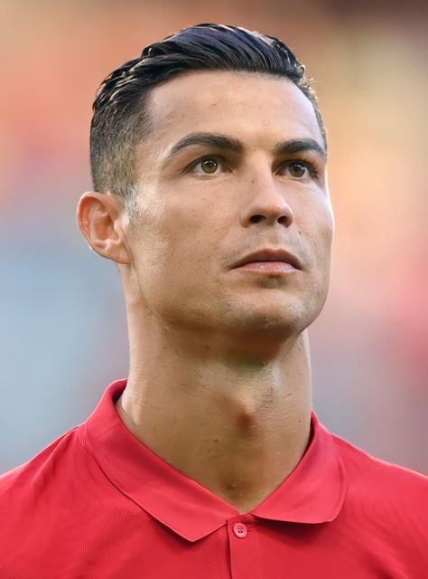 Ronaldo Images, Ronaldo Hair, Cristiano Ronaldo Hairstyle, Ronaldo Haircut, Messi Wallpaper, Ronaldo Wallpaper, Cristino Ronaldo, Fresh Cuts, Tattoos Sleeve