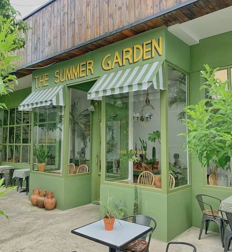 Green Cafe, Cafe Shop Design, Shop Fronts, Cafe Shop, Cafe Interior, Cafe Design, Cafe Restaurant, Summer Garden, Green Aesthetic