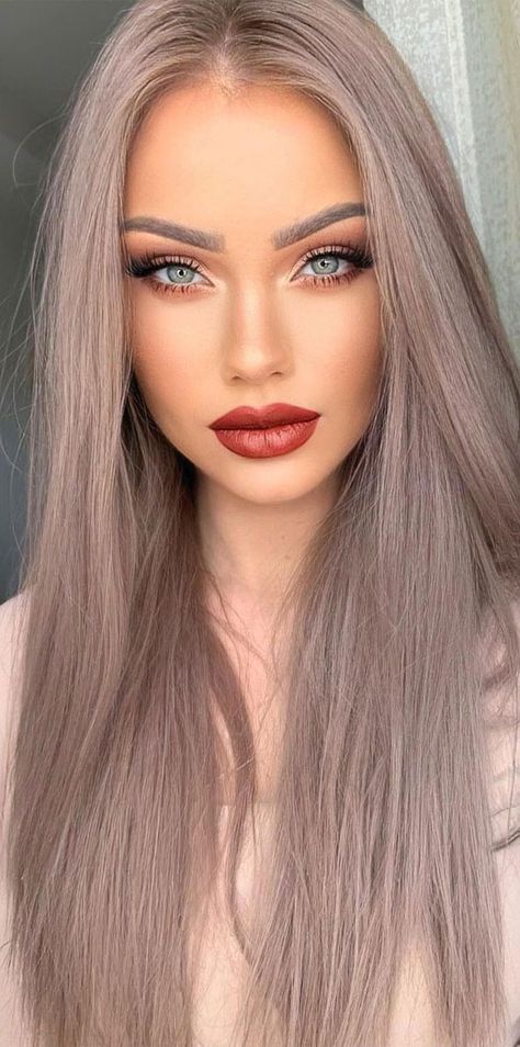 Natural Makeup Looks For Blondes, Ash Strawberry Blonde, Ash Strawberry Blonde Hair, Makeup Trends 2022, Blonde Hair Makeup, Strawberry Blonde Hair, Ash Blonde Hair, No One Is Perfect, Stunning Makeup