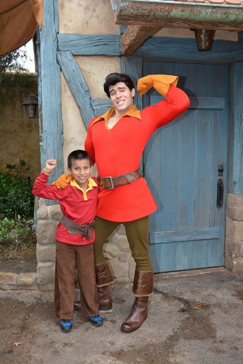 Gaston Halloween Costumes Family Of Four, Gaston Costume, Halloween Costumes Family, Disney Costumes Diy, Yellow Gloves, Beast Costume, Diy Disney, Halloween This Year, Disney Cosplay