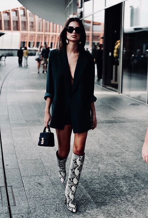 Snake Print Boots Outfit Winter, Snake Knee High Boots Outfit, White Snake Boots Outfit, White Snakeskin Boots Outfit, Snake Print Knee High Boots Outfit, Snakeskin Knee High Boots Outfit, Snakeskin Thigh High Boots Outfit, Tall Snakeskin Boots Outfit, Snake Print Booties Outfit