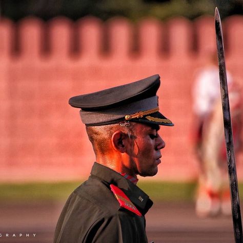 4,631 Likes, 16 Comments - hind ki sena (@para__sf) on Instagram: “𝗣𝗔𝗦𝗦𝗜𝗡𝗚 𝗢𝗨𝗧 𝗣𝗔𝗥𝗔𝗗𝗘: 𝗢𝗙𝗙𝗜𝗖𝗘𝗥𝗦 𝗧𝗥𝗔𝗜𝗡𝗜𝗡𝗚 𝗔𝗖𝗔𝗗𝗘𝗠𝗬 (𝗢𝗧𝗔), 𝗖𝗛𝗘𝗡𝗡𝗔𝗜 In an impressive passing out parade a…” Army Officer Quotes, National Defence Academy Motivation, Army Officer Aesthetic, National Defence Academy Wallpaper, National Defence Academy Quotes, Defense Aesthetic, National Defence Academy Logo, Motivational Military Quotes, Army Dp