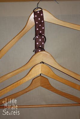 Diy Hanger Space Saver, Diy Hanger, Closet Space Savers, Save Closet Space, Dorm Closet, Diy Space Saving, Closet Hangers, Diy Space, Space Saving Hangers