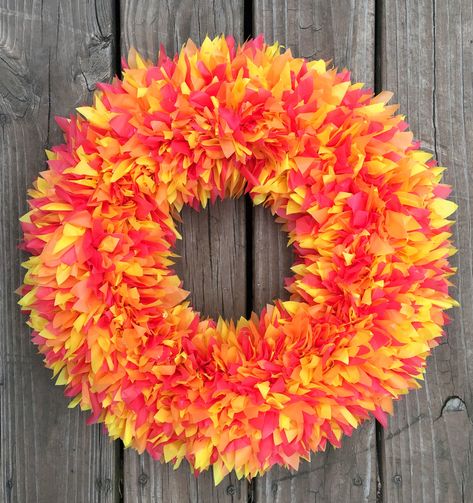 Make A Plastic Tablecloth Wreath Plastic Tablecloth Decorations, Tablecloth Wreath, Deco Mesh Wreaths Tutorials, Table Cloth Decorations, Mesh Wreath Tutorial, Clothes Pin Wreath, Wire Wreath Frame, Mesh Wreath Diy, Wire Wreath