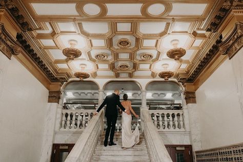 Historic Chicago IL wedding venues that transport you to a glittering bygone era. Wedding venues range from a mansion and gardens to a stunning 1893 library and an opulent landmark hotel. Venue Pictured: Chicago Athletic Association Chicago, IL Chicago Athletic Association Hotel, Chicago Athletic Association, North Chicago, Downtown Wedding, Chicago Hotels, Elegant Hotel, Chicago Wedding Venues, Washington Square Park, Landmark Hotel