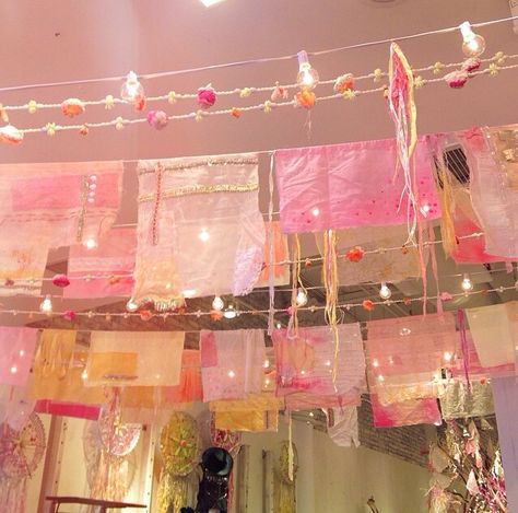 Free People store decor Free People Store Display, Free People Display, Room Garland, Decoration Vitrine, Trendy Plants, Fancy Nancy, Bedroom Plants, The Ceiling, Grad Parties