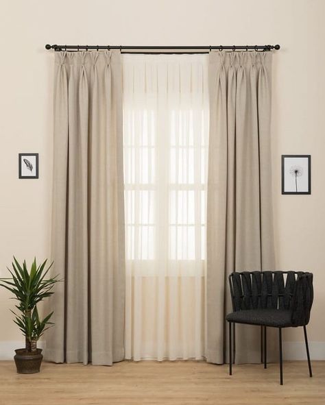 Curtains Living Room Modern, Curtains Living, Wooden Blinds, Modern Curtains, Home Curtains, White Curtains, Curtain Designs, Colorful Curtains, Decor Minimalist