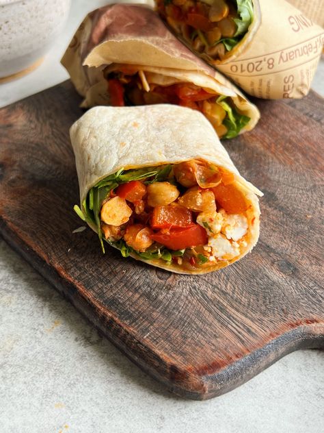 Harissa Chickpea Wraps - Something Nutritious Lunches To Meal Prep, Harissa Chickpeas, Chickpea Wrap, Pita Wrap, Healthy Beans, Favorite Dips, Work Lunch, Meal Prep For The Week, Canned Chickpeas