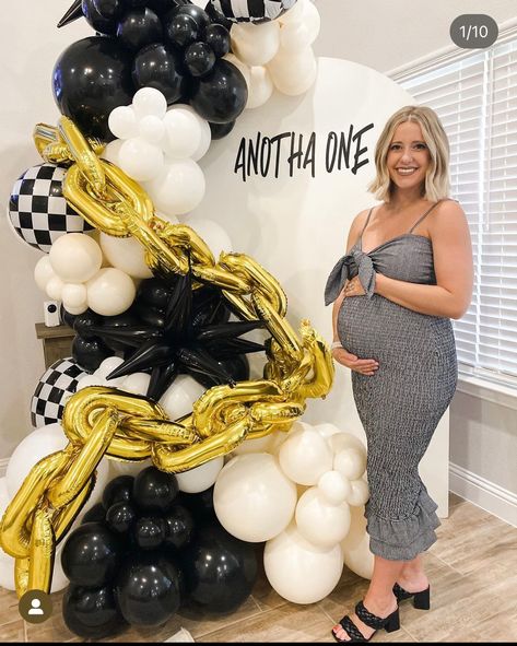 Hip Hop Baby Shower Ideas, Poppin Bottles Baby, Edgy Baby, Poppin Bottles, Baby Boy 1st Birthday Party, White Baby Showers, Future Mommy, Gender Reveals, Baby Boy 1st Birthday