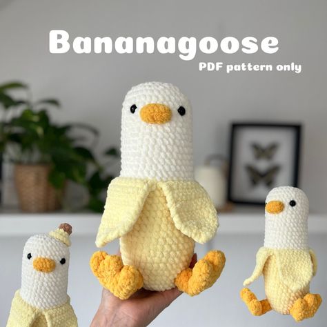 When purchasing this item, you will receive a PDF crochet pattern to download, not the finished Bananagoose. The pattern consists of eight pages and includes specific crochet instructions, a list of materials, and an abbreviation key. The pattern is written in English. If you have any questions, feel free to contact me via message or on Instagram (@therapyonmyhook). Thank you for visiting my shop! <3 Note: This pattern is for personal use only. The contents of this pattern may not be copied, dis Free Crochet Banana Pattern, Cute Animal Amigurumi, Free Crochet Bear Pattern Amigurumi, Crocheted Birthday Gifts, Crochet Patterns White Yarn, Balloon Animal Crochet Pattern, Crochet Etsy Ideas, Rubber Ducky Crochet, Tiger Crochet Pattern Free Amigurumi