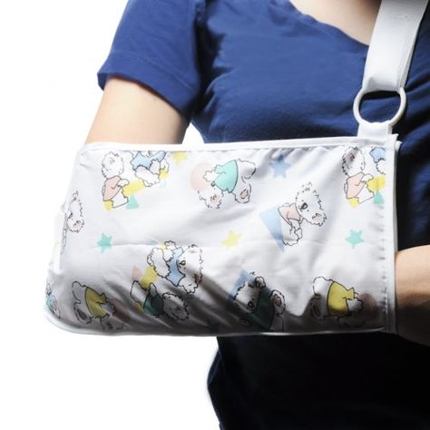 Arm Sling Kids Pediatric Small Bird & Cronin http://smile.amazon.com/dp/B003O50TB8/ref=cm_sw_r_pi_dp_uHBcvb0TXQ1AP Arm Sling, Compression Arm Sleeves, Durable Medical Equipment, Broken Arm, Jungle Pattern, Small Design, Sports Medicine, Project Based Learning, Small Birds