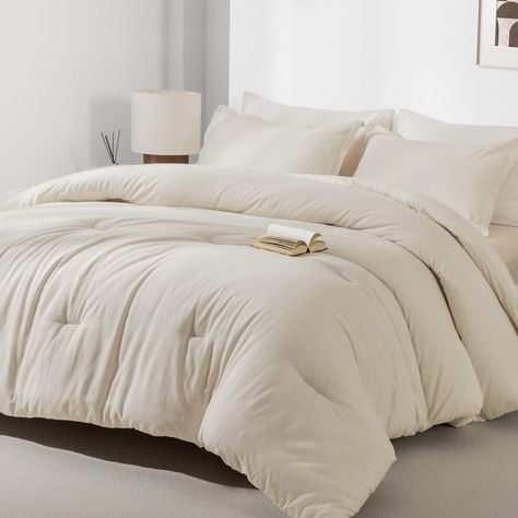 PRICES MAY VARY. 【100% Cotton Fabric】Do you want a comforter that combines comfort, durability, and beauty? Why not consider our 100% cotton comforter? The surface of our comforter is made from all-natural, high-quality cotton fabric and the inner filling is microfiber. Selected materials are woven and processed with care to produce a soft, delicate comforter with a soft texture and excellent warmth. Get it and experience the ultimate in comfort by creating a restful space to sleep with this com Cream Bed Spread, Striped Comforter Bedroom, Cream Color Bed, Bed Comforter Ideas, Big Comforter, Comforter Sets Cozy, Best Comforter Bedding, Comforter Sets Aesthetic, Fluffy Comforters