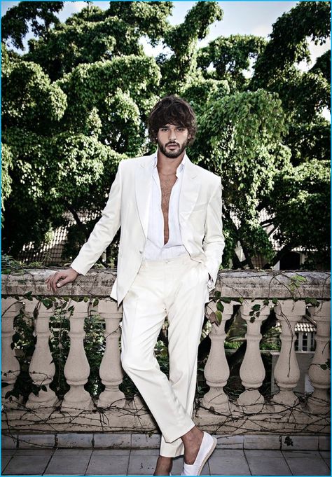 Mens White Suit, White Outfit For Men, Linen Suits For Men, White Wedding Suit, White Linen Suit, Marlon Teixeira, Modern Suits, Modern Mens Fashion, Stylish Mens Fashion