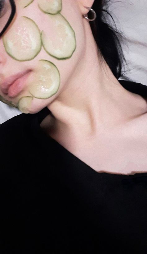 Rice Water And Cucumber Face Mask Korean, Cucumber Skincare, Glass Skin Routine, Face Mask Skincare, Cucumber Face, Cucumber Mask, Cucumber Face Mask, Cucumber For Face, Ball Makeup