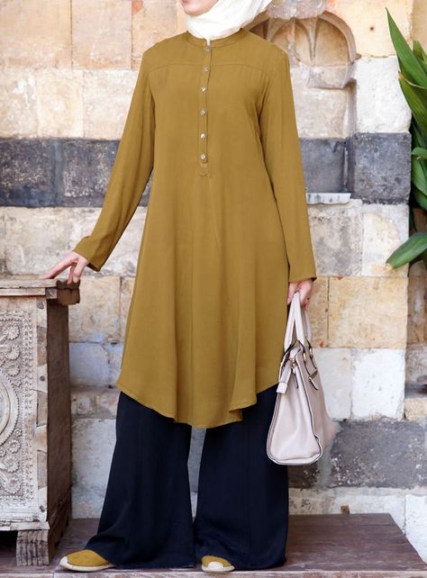 Professional Blouses, Projek Menjahit, Abaya Style, Tunic Designs, Mode Abaya, Muslim Fashion Dress, Muslim Fashion Outfits, Muslimah Fashion Outfits, Islamic Clothing