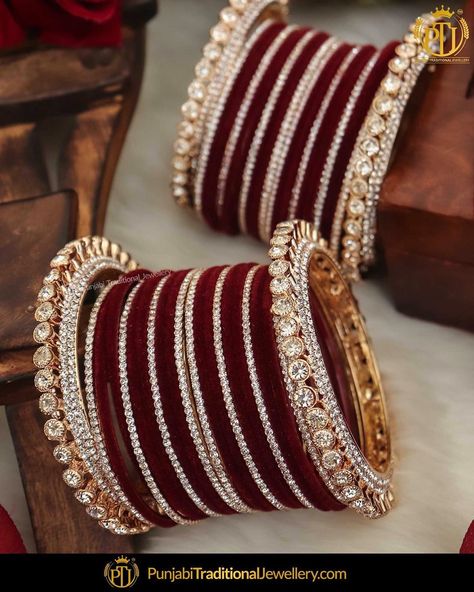 Punjabi Traditional Jewellery® on Instagram: “featured:- Gold Finished Jercon Velvet Bangles Set • • • You may also DM us OR contact us at +91 9914721111 to buy.⠀…” Velvet Bangles Set, Velvet Bangles, Punjabi Traditional Jewellery, Bride Jewelry Set, Perhiasan India, Indian Bridal Jewelry Sets, Bridal Jewelry Vintage, Antique Jewellery Designs, Bridal Accessories Jewelry