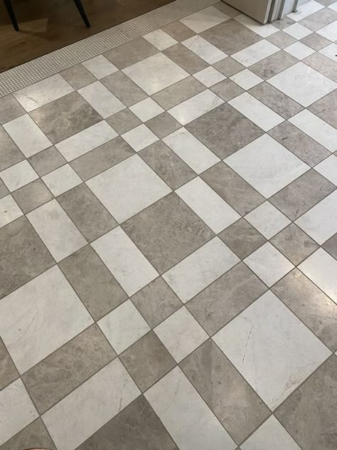 Combination Flooring Ideas, Floor Checkerboard, Marble Kitchen Floor, Tile Installation Patterns, Paint Ideas 2023, Wall Paint Ideas, Tattoo Home, Marble Floor Pattern, Inspiration Wall Art