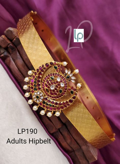 Plain Vaddanam Designs Gold, Hip Belt Designs, Vaddanam Designs Gold, Vaddanam Models, Hip Chain, Vaddanam Designs, Hip Belts, Gold Jewelry Prom, Gold Temple Jewellery