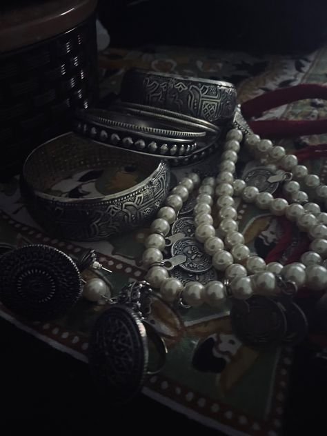 Gauri Core Aesthetic, Dark Desi Core Aesthetic, Desi Black Aesthetic, Indian Dark Aesthetic, Desi Dark Feminine Aesthetic, India Aesthetic Dark, Desi Dark Aesthetic, Black Desi Aesthetic, Retro Indian Aesthetic