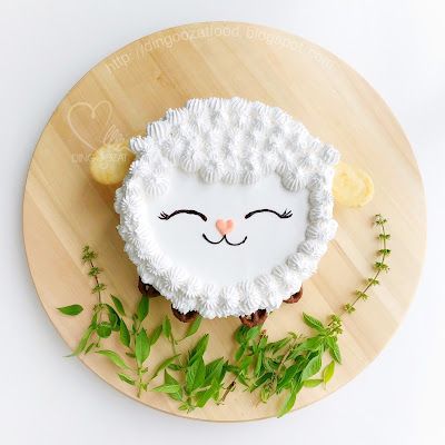 Sheep Birthday Cake, Easter Desserts Cake, Easter Cake Designs, Cute Easter Desserts, Cute Birthday Cake, Sheep Cake, Happy Sheep, Lamb Cake, Cake Pop Designs