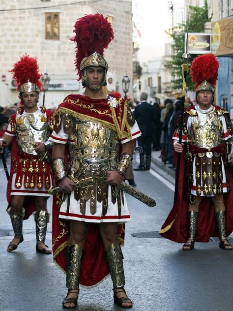 Mediterranean Culture, Greek Soldier, Roman Armor, Persian Warrior, St Florian, Roman Centurion, Roman Warriors, Roman Legion, Targaryen Art