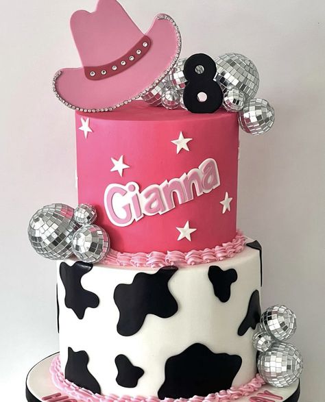 Cowgirl Cakes Birthday, Dolly Parton Birthday, Cowgirl Birthday Cakes, Cowboy Birthday Cakes, Cowgirl Cake, Quince Decor, Cowgirl Cakes, 1st Rodeo, First Birthday Cookies