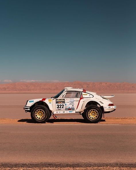 Rally Raid, Car Vintage, Classic Porsche, Pretty Cars, Cool Things, Rally Car, Vintage Racing, Retro Cars, Amazing Cars