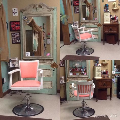 Farmhouse Salon Suite, Styling Station Ideas Salon, Vintage Salon Ideas, Salon Station Ideas Diy, Vintage Salon Decor, Rustic Salon Decor, Rustic Salon, Salon Goals, Vintage Beauty Salon