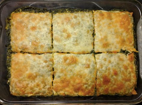 Greek Keto Spanakopita, Keto Spanakopita Recipe, Keto Spanakopita, Keto Supper, Keto Greek, Keto Pies, Light Side Dishes, Carb Substitutes, Vegetables Dishes