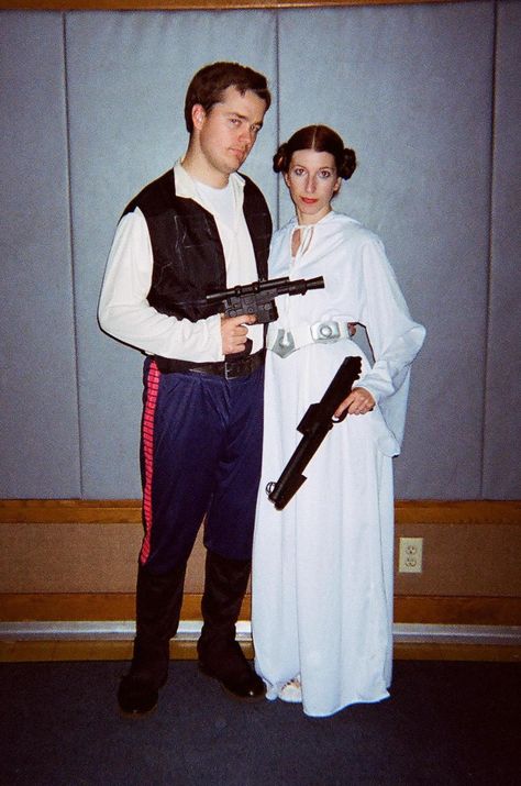 Han Solo and Princess Leia couples costume idea Han And Leia Couples Costume, Hans And Leia Costume, Leia Han Solo Costume, Hans Solo And Princess Leia Costumes, Princess Leia Costume Ideas, Han Solo And Leia Costume, Leia Costume Diy, Padme Fashion, Han Solo Halloween Costume