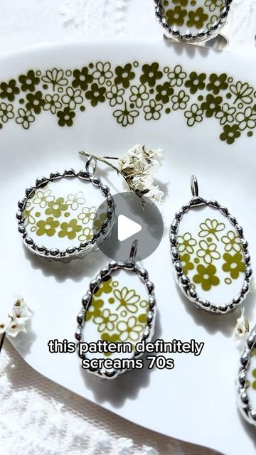 Handmade Vintage Broken China Jewelry on Instagram: "Arguably the most popular Corelle pattern🥹🫶🏽💚 ~~~~~~~~~~~~~~~~~~~~~~~~~~~~~~~~~~~~~~~~~~~~~~~~~~~~~ #jewelrymaking #jewelryartist #jewelrydesigner #handmadejewelry #handmade #jewelrydesign #jewelryartisan #meaningfuljewelry #sentimentaljewelry" Broken China Jewelry Tutorial, Corelle Patterns, Vintage Assemblage Jewelry, Sentimental Jewellery, Vintage Assemblage, Broken China Jewelry, Assemblage Jewelry, China Jewelry, Broken China