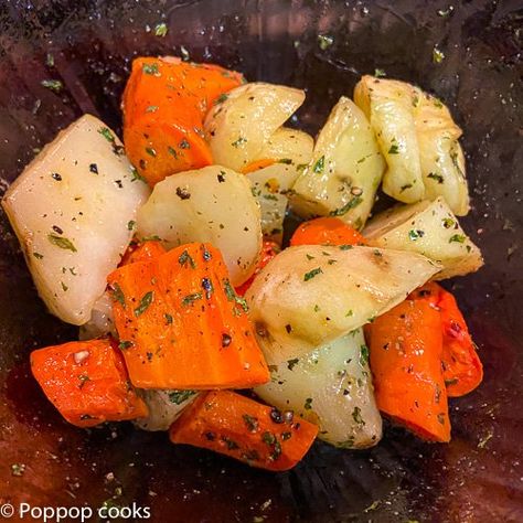 Carrots In Microwave, Tiny Potato, Steamed Potatoes, Steamed Veggies, Potatoes In Microwave, Potatoes And Carrots, Steam Veggies, Carrots And Potatoes, How To Cook Potatoes