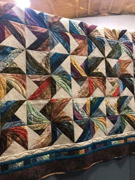 Tradewinds Quilt  Made by Maryann Cap Rogers Half Square Triangle Quilts Pattern, Vintage Quilts Patterns, Machine Quilting Patterns, Longarm Quilting Designs, Scrappy Quilt Patterns, Half Square Triangle Quilts, Batik Quilts, Free Motion Quilt Designs, Pinwheel Quilt