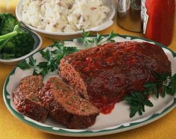 Heinz 57 Meatloaf Recipe, Heinz 57 Meatloaf, Heinz 57 Recipe, Meatless Loaf, Southern Style Meatloaf, Basic Meatloaf Recipe, Meatloaf Easy, Meatless Meatloaf, Old Fashioned Meatloaf