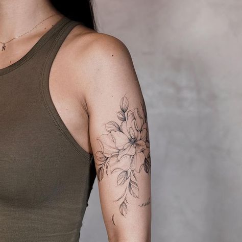 N I C A Z K Y • Tattoo Artist on Instagram: "2nd Magnolia for Irma 🤍 #freehand" Y Tattoo, Tattoos 2022, Tricep Tattoos, Inner Arm Tattoos, Forearm Flower Tattoo, Magnolia Tattoo, Floral Tattoo Shoulder, Crazy Tattoos, Flower Tattoo Drawings