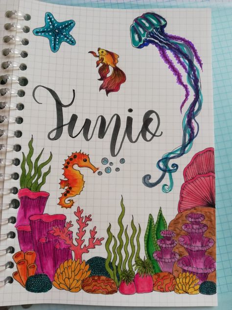 Idea de portada de bujo junio con temática de mar, peces y animales y plantas marinas Consumer Protection Drawings, Aesthetic Boarders Designs, Paw Patrol Party Invitations, Coral Drawing, Cover Page For Project, Flower Background Design, Colorful Borders Design, Bond Paper Design, Page Borders Design