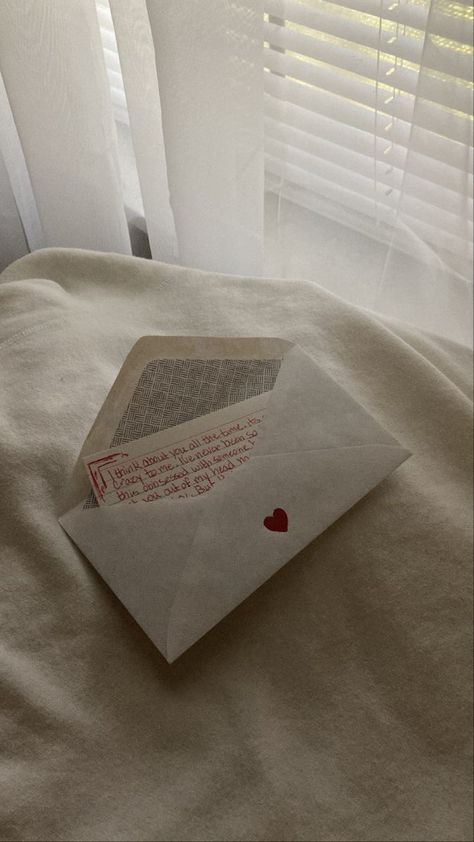 Heart Letter Aesthetic, Text Screenshots Aesthetic, Present Astethic, Valentine’s Letter, Envelope Love Letter, Letter To Future Self Aesthetic, Love Language Gift Giving, Valentines Astethic, Do You Want To Be My Valentine