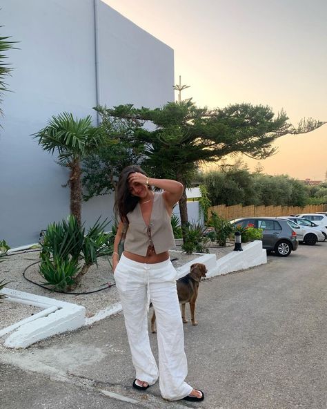 Crete Outfit, Vogue Us, Dinner Outfit, Ootd Summer, Dinner Outfits, Crete, Ootd, Vogue, Instagram Photo