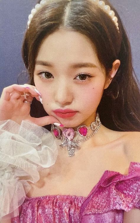 Wonyoung Love Dive, Wonyoung Photocard, Iz One Wonyoung, Love Dive, Photocard Scan, Ive Wonyoung, Ethereal Makeup, Photo Cards, Diving