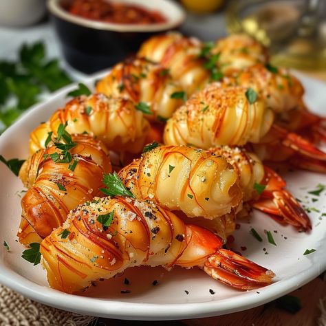 Pescatarian Diet, Brunch Buffet, Cooking Seafood, Healthy Food Dishes, French Cooking, Delicious Snacks Recipes, Food Recepie, Tasty Bites, Food Packaging Design