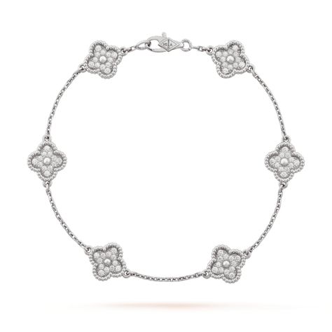 Alhambra Van Cleef, Sweet Alhambra Bracelet, Alhambra Bracelet, Van Cleef And Arpels Jewelry, Van Cleef & Arpels, Van Cleef And Arpels, Van Cleef Arpels, Van Cleef, Diamond Sizes