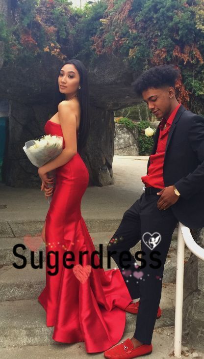 Red Prom Couple, Prom Couples Outfits, Red Prom Suit, Red Long Prom Dress, Prom Outfits For Guys, Prom Goals, Prom Couples, Prom Girl Dresses, Prom Dresses 2019