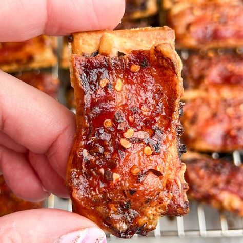 Parmesan Candied Bacon Crackers - Bad Batch Baking - Restaurant Copycat Recipes & Family Favorites Candied Bacon Crackers, Club Cracker, Candy Bacon, Bacon Crackers, Bacon Cracker, Bacon Wrapped Chicken Bites, Batch Baking, Club Crackers, Brown Sugar Bacon