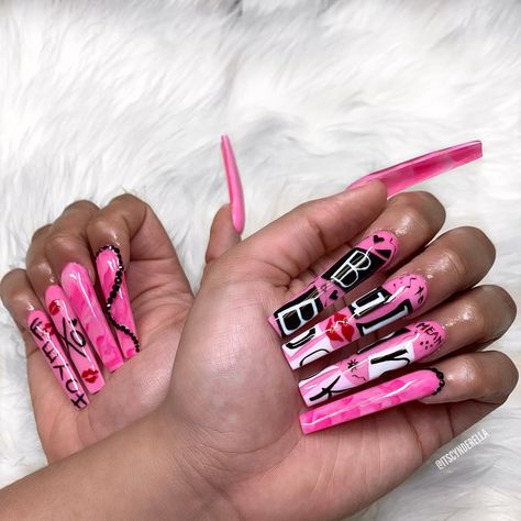 Mean Girls Nails, Book Nails, Girls Nail Designs, Cute Pink Nails, Acrylic Nail Shapes, Halloween Acrylic Nails, Long Acrylic Nail Designs, Colored Acrylic Nails, Burn Book