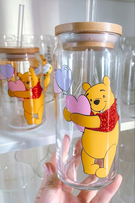 Winnie The Pooh Decor, Baby Room Closet, Winnie The Pooh Themes, Bamboo Cups, Cute Winnie The Pooh, Custom Tumbler Cups, Gift Best Friend, Cute Cups, Pooh Bear