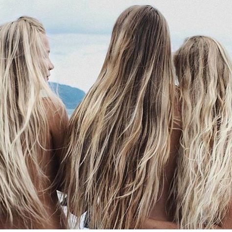 Black Hair Hairstyles, Surfer Girl Hair, Surf Hair, Preppy Hairstyles, Surfer Hair, Beach Blonde, Stunning Hairstyles, Pool Hairstyles, Effortless Hairstyles