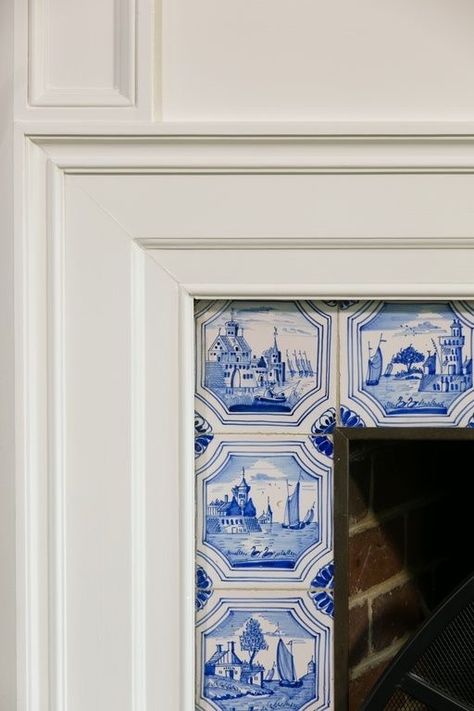 American Dining Room, Dutch Tiles, Tile Fireplace, Dutch House, White Fireplace, Delft Tiles, Blue Cottage, Fireplace Remodel, Blue Tiles