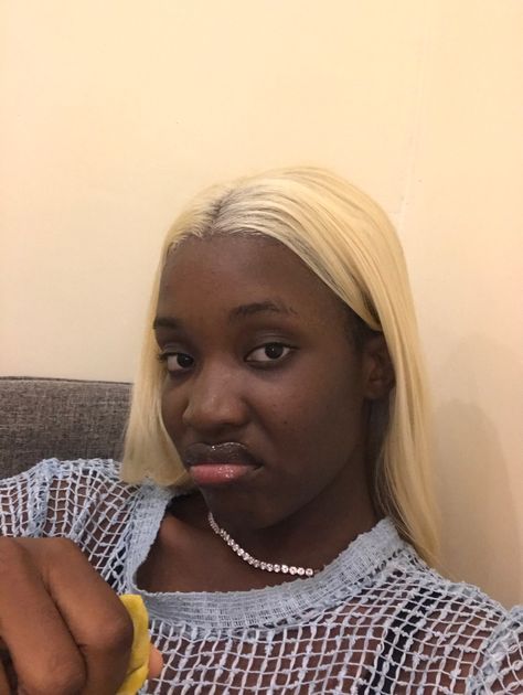 Blonde wigs on black women inspo Wigs On Black Women, Blonde Black Women, Cornrow Styles, Future Hairstyles, Blonde Wigs, Dye Hair, Bleach Blonde, Cornrow, Pictures Of People