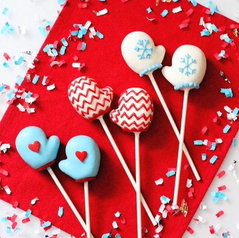 Hot Cocoa Party Birthday Party Ideas | Photo 7 of 14 | Catch My Party Christmas Cakepop Ideas, Cake Pops Weihnachten, Cake Pops Designs, Christmas Cakepops, Holiday Cake Pops, Cake Collage, Holiday Cake Pop, Hot Cocoa Party, Cocoa Party