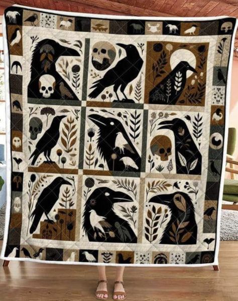 Aesthetic Quilt Ideas, Pillow Quilt, Quilting Beginners, Gothic Quilt Ideas, Gothic Quilt, Spooky Quilt, Bat Quilt, Moody Quilt, Cool Quilts